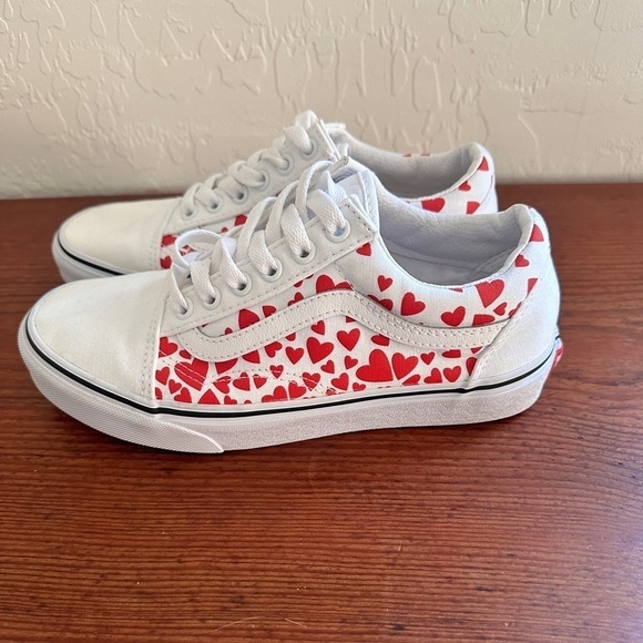 Vans Shoes - Vans Old Skool Valentine’s Sneakers-size 7